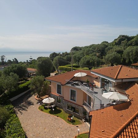 Scario Club Hotel San Giovanni a Piro Buitenkant foto