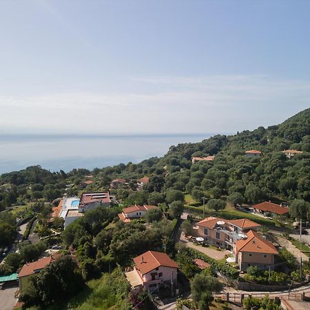 Scario Club Hotel San Giovanni a Piro Buitenkant foto